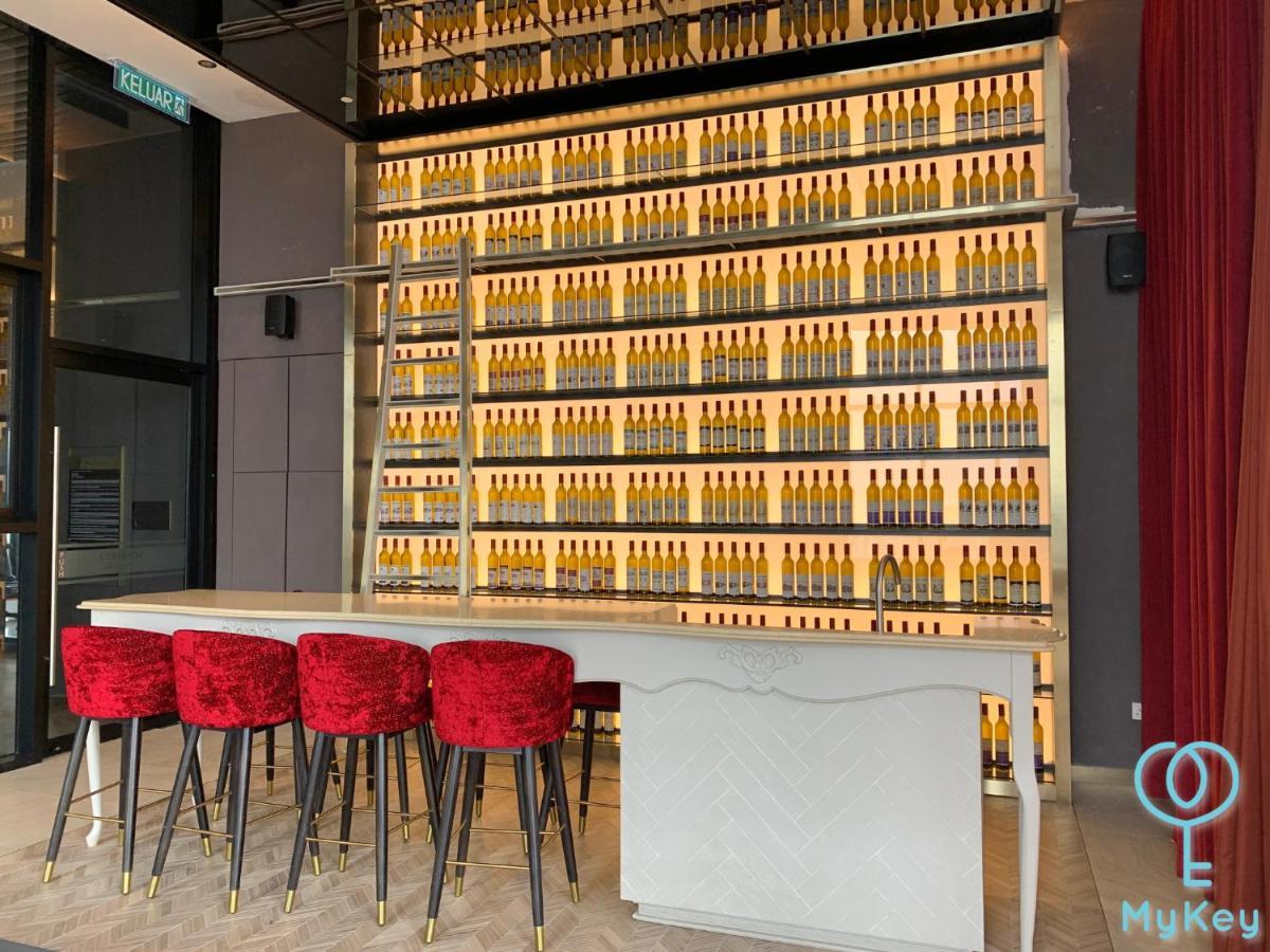Scarletz Suites By Mykey Kuala Lumpur Exterior photo 3D rendering of a bar
